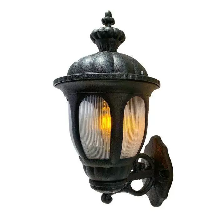 چراغ دیواری باغی پلاستیکی کلاسیک( پلی کربنات اصلی 3 سال ضمانت )