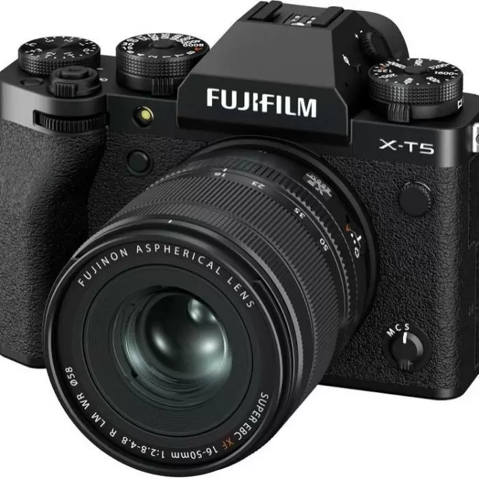 دوربین فوجی فیلم FUJIFILM X-T5 Mirrorless Camera with XF 16-50mm f/2.8-4.8 Lens (Black)