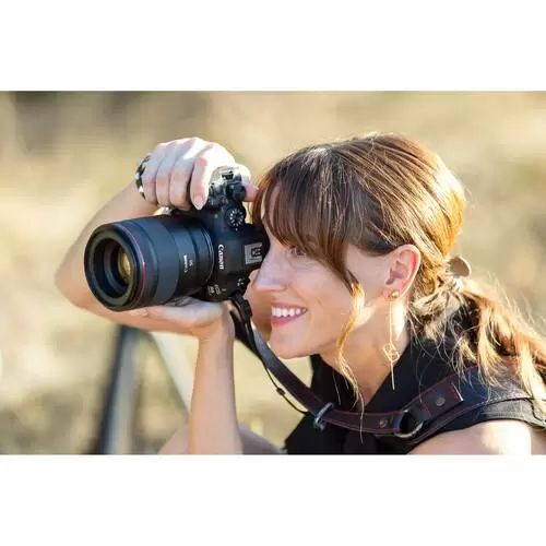 دوربین کانن Canon EOS R6 Mark III Mirrorless Camera with 24-105mm f/4-7.1 Lens